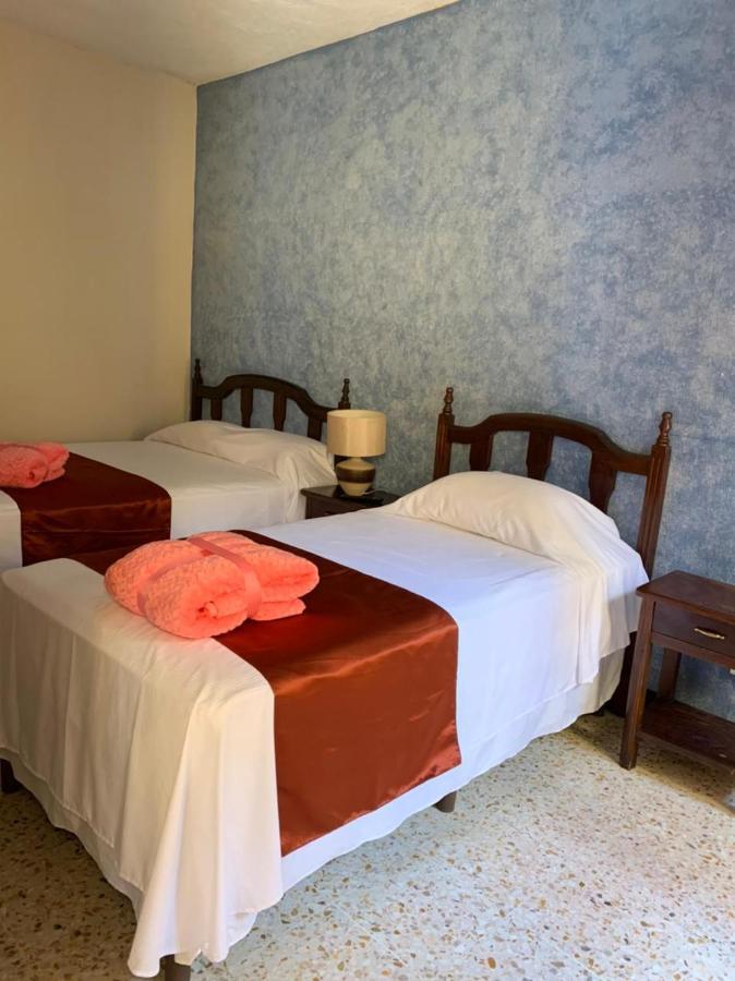 Hotel Posada San Miguel Антигуа-Гватемала Экстерьер фото