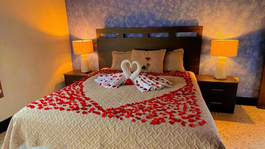 Hotel Posada San Miguel Антигуа-Гватемала Экстерьер фото