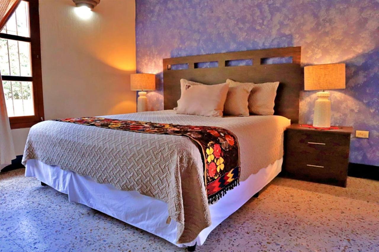 Hotel Posada San Miguel Антигуа-Гватемала Экстерьер фото