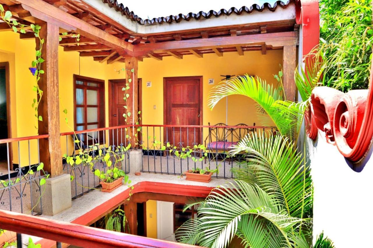 Hotel Posada San Miguel Антигуа-Гватемала Экстерьер фото